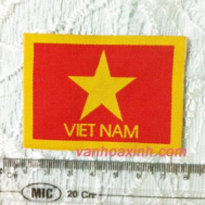 Tem nhãn ủi keo hình cờ Việt Nam PLM8-6